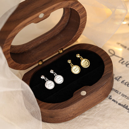 Orecchino romantico per momenti speciali