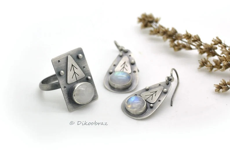 Orecchino classico dal fascino senza tempo