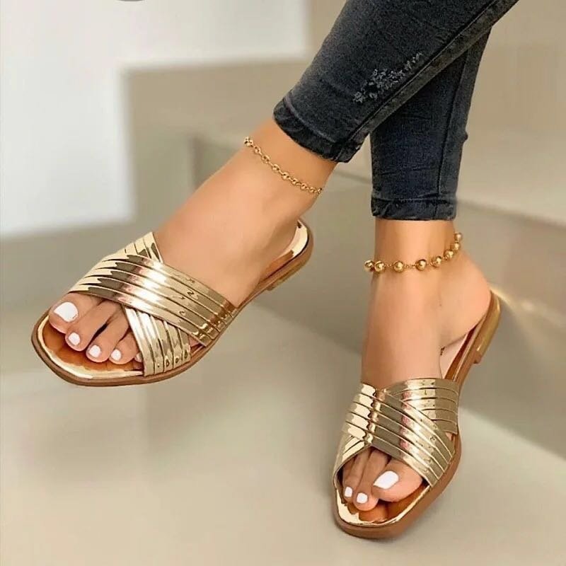 Scarpe Ortopediche Aggraziate dal Look Moderno