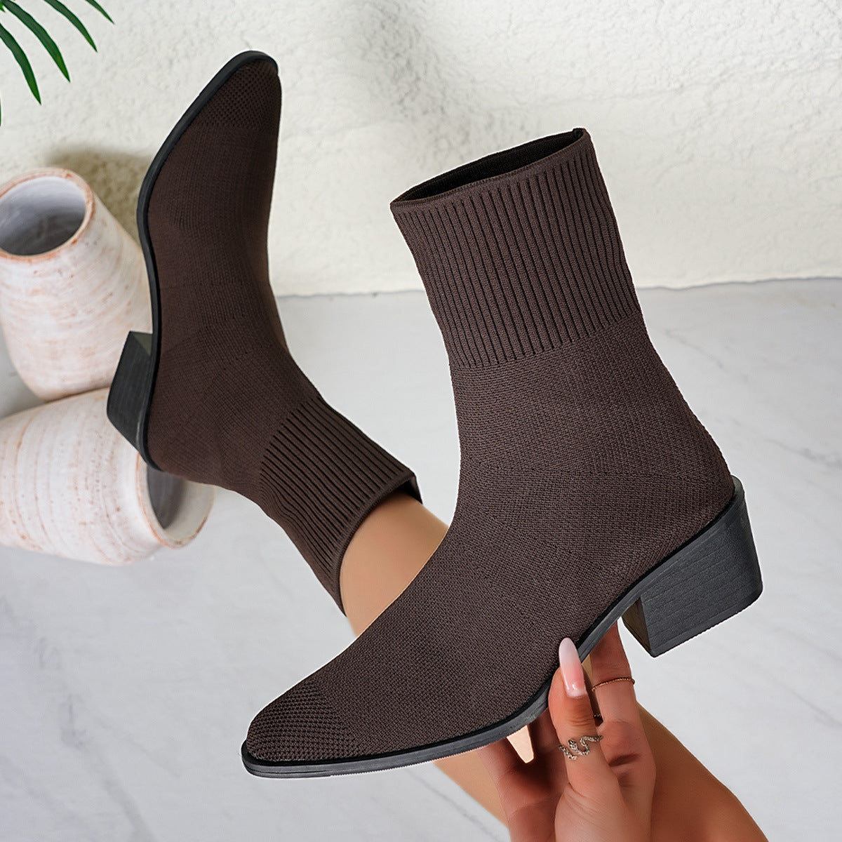 Stivali Ortopediche Aggraziate dal Look Moderno