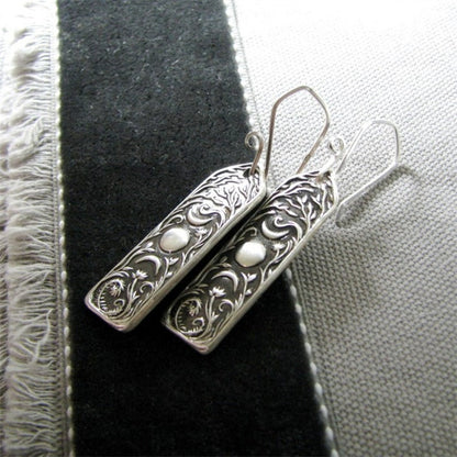 Orecchino classico dal fascino senza tempo