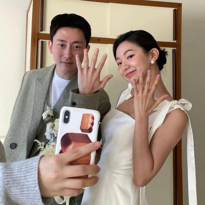 Argento Orecchino bellissimo con stile unico