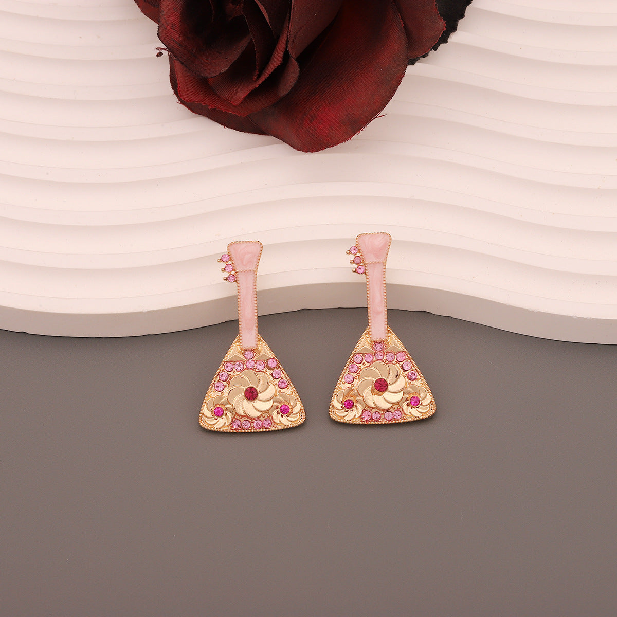 Orecchino vintage fatto a mano