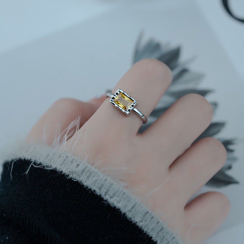 Anello stupendo per uso quotidiano