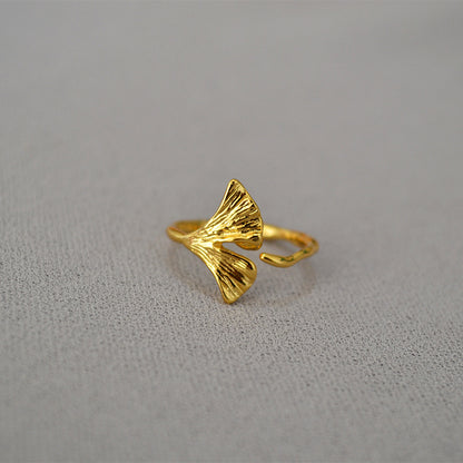 Oro Anello artigianale delicato