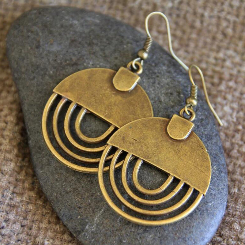 Orecchino vintage fatto a mano