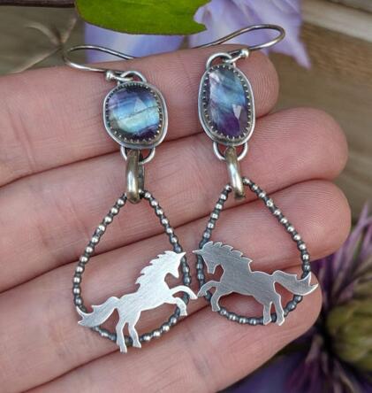 Orecchino bellissimo con stile unico