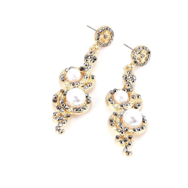 Perla Orecchino vintage fatto a mano