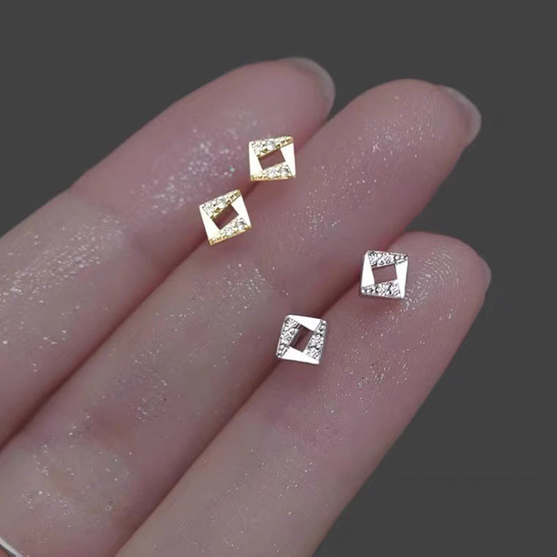 Orecchino elegante per ogni occasione