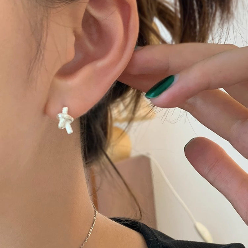 Orecchino classico dal fascino senza tempo