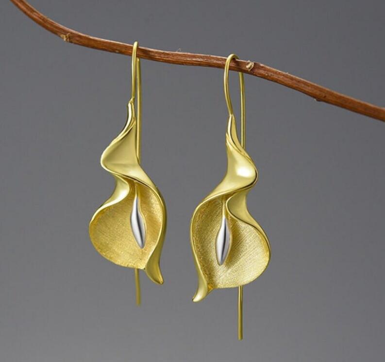 Orecchino classico dal fascino senza tempo