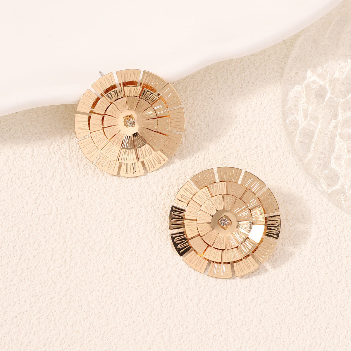 Orecchino affascinante per ogni occasione