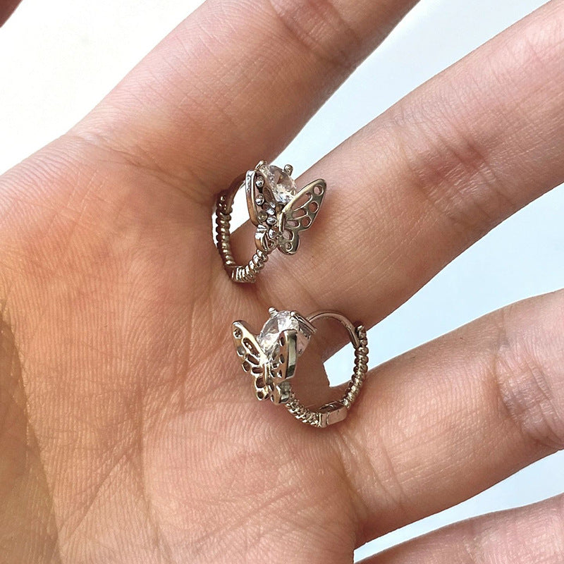 Orecchino romantico per momenti speciali