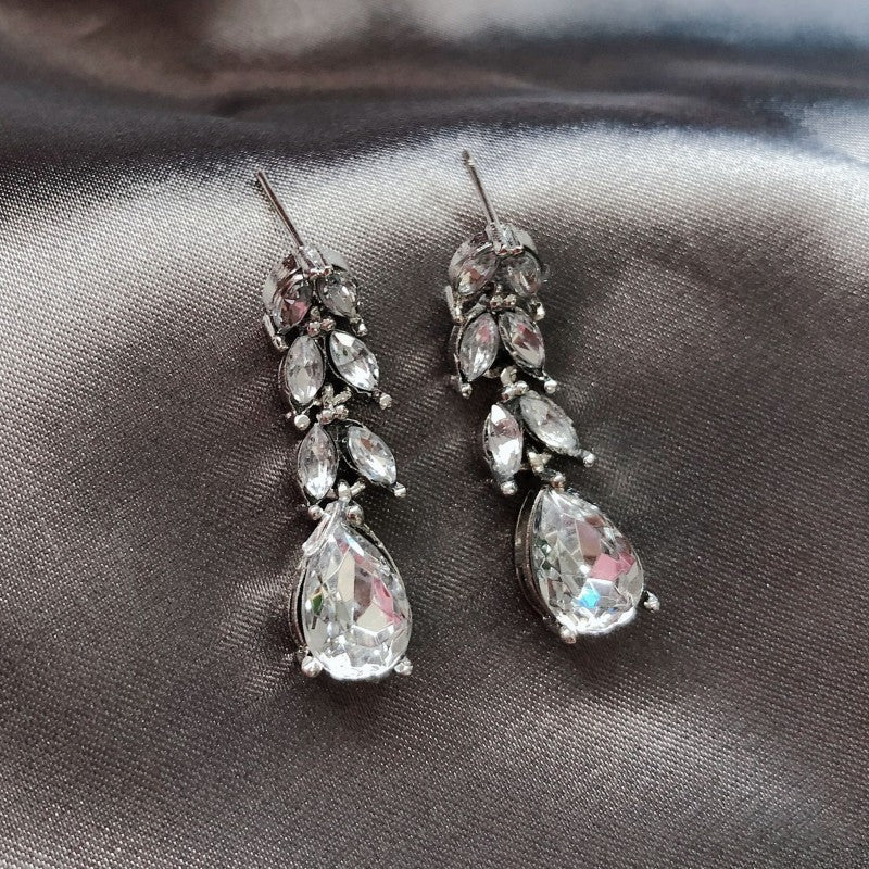 Orecchino affascinante per ogni occasione