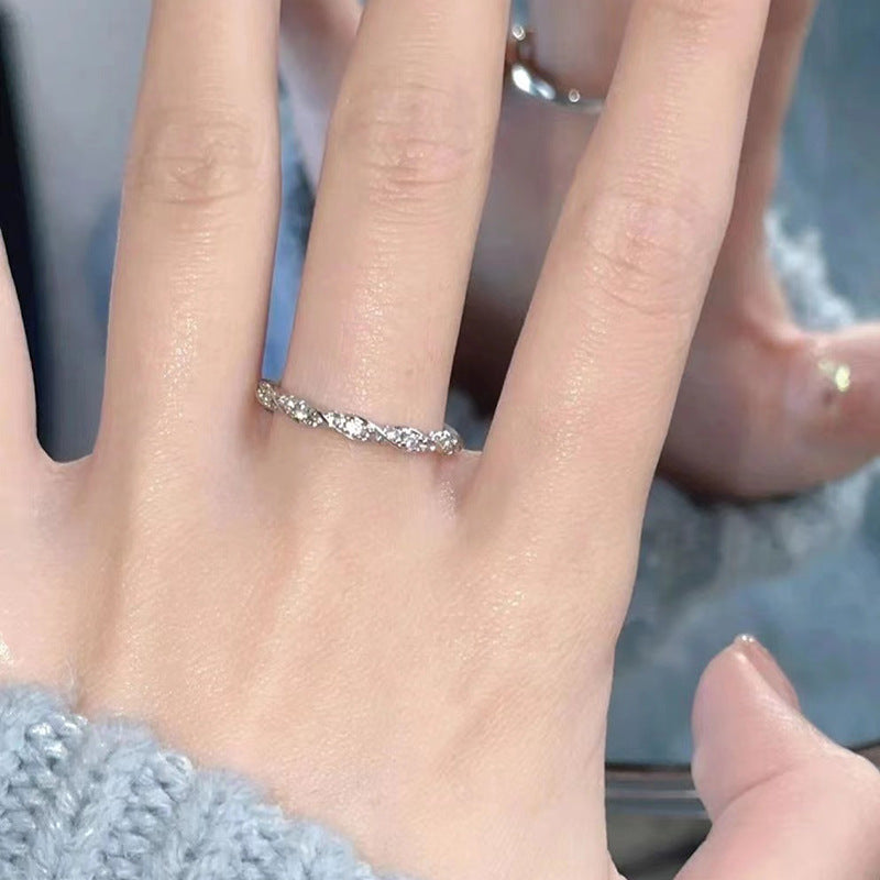 Anello affascinante per ogni occasione