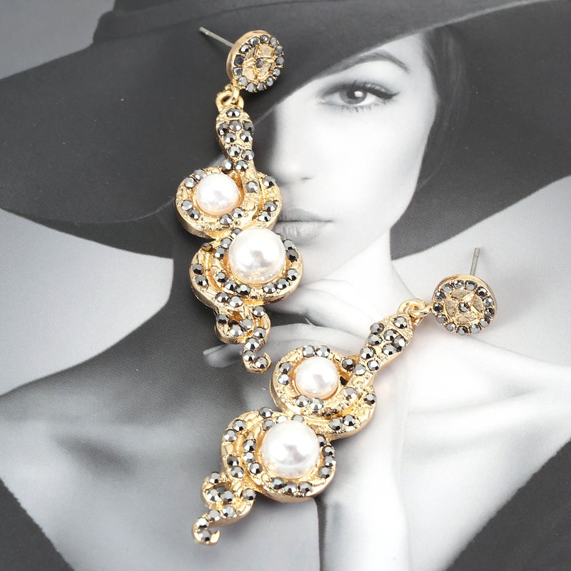 Perla Orecchino vintage fatto a mano