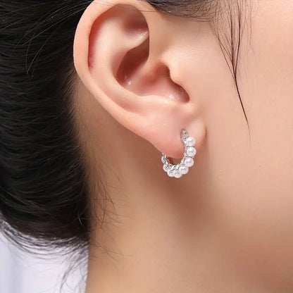 Perla Orecchino artigianale delicato