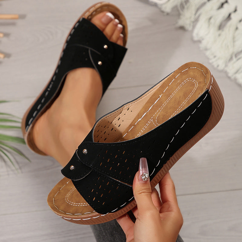 Sandali Ortopediche Aggraziate dal Look Moderno
