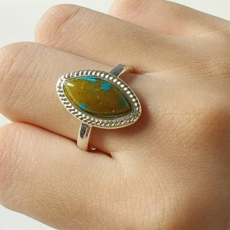 Anello artigianale delicato