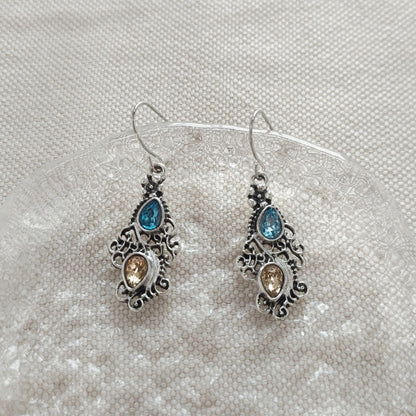 Orecchino artigianale delicato