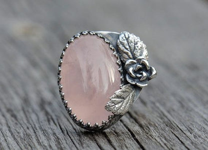 Anello bellissimo con stile unico