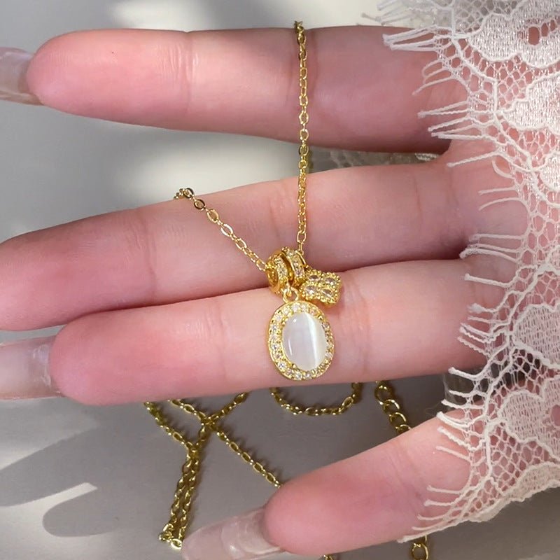 Gioiello artigianale delicato