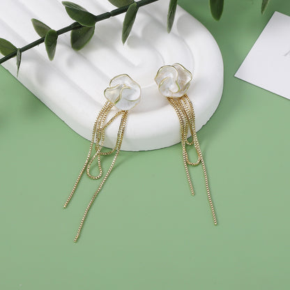 Orecchino classico dal fascino senza tempo