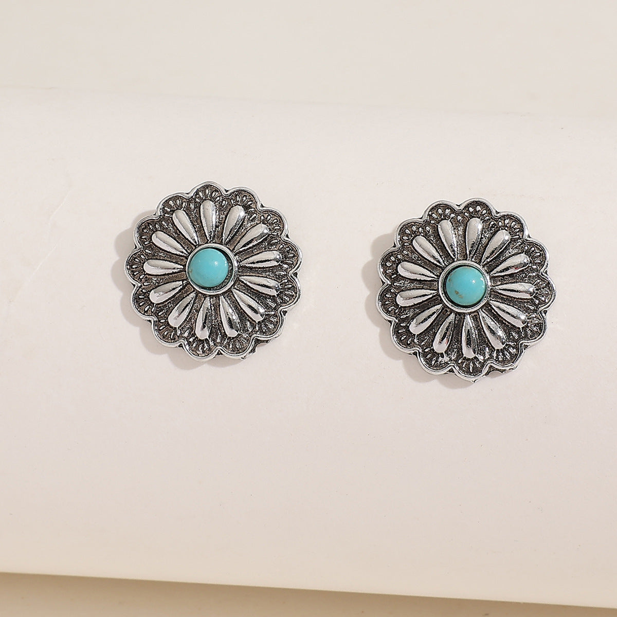 Orecchino bellissimo con stile unico