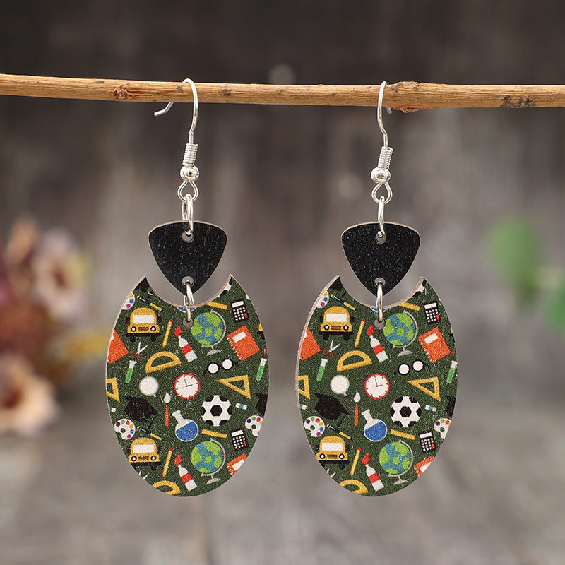 Orecchino artigianale delicato