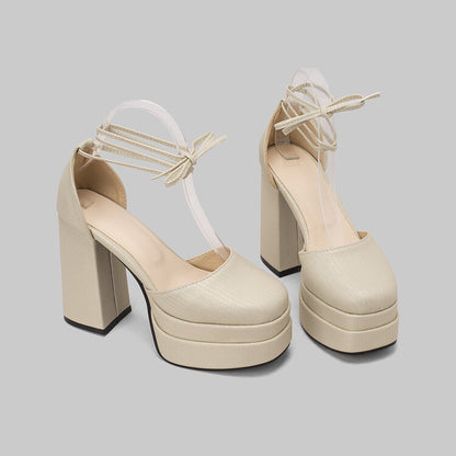 Sandali Ortopediche Aggraziate dal Look Moderno