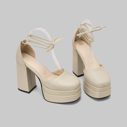 Sandali Ortopediche Aggraziate dal Look Moderno