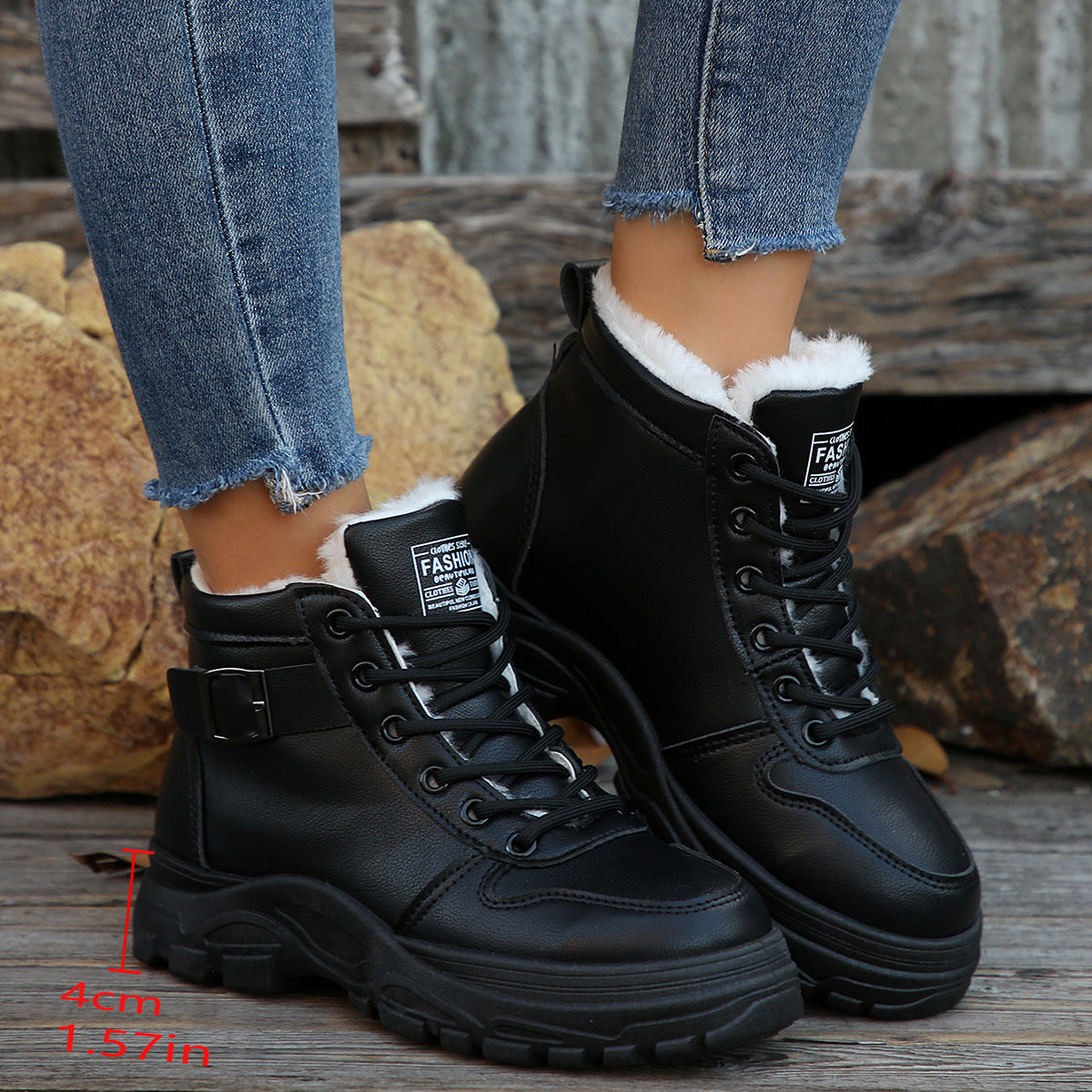 Stivali Ortopediche Aggraziate dal Look Moderno