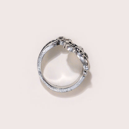 Anello bellissimo con stile unico