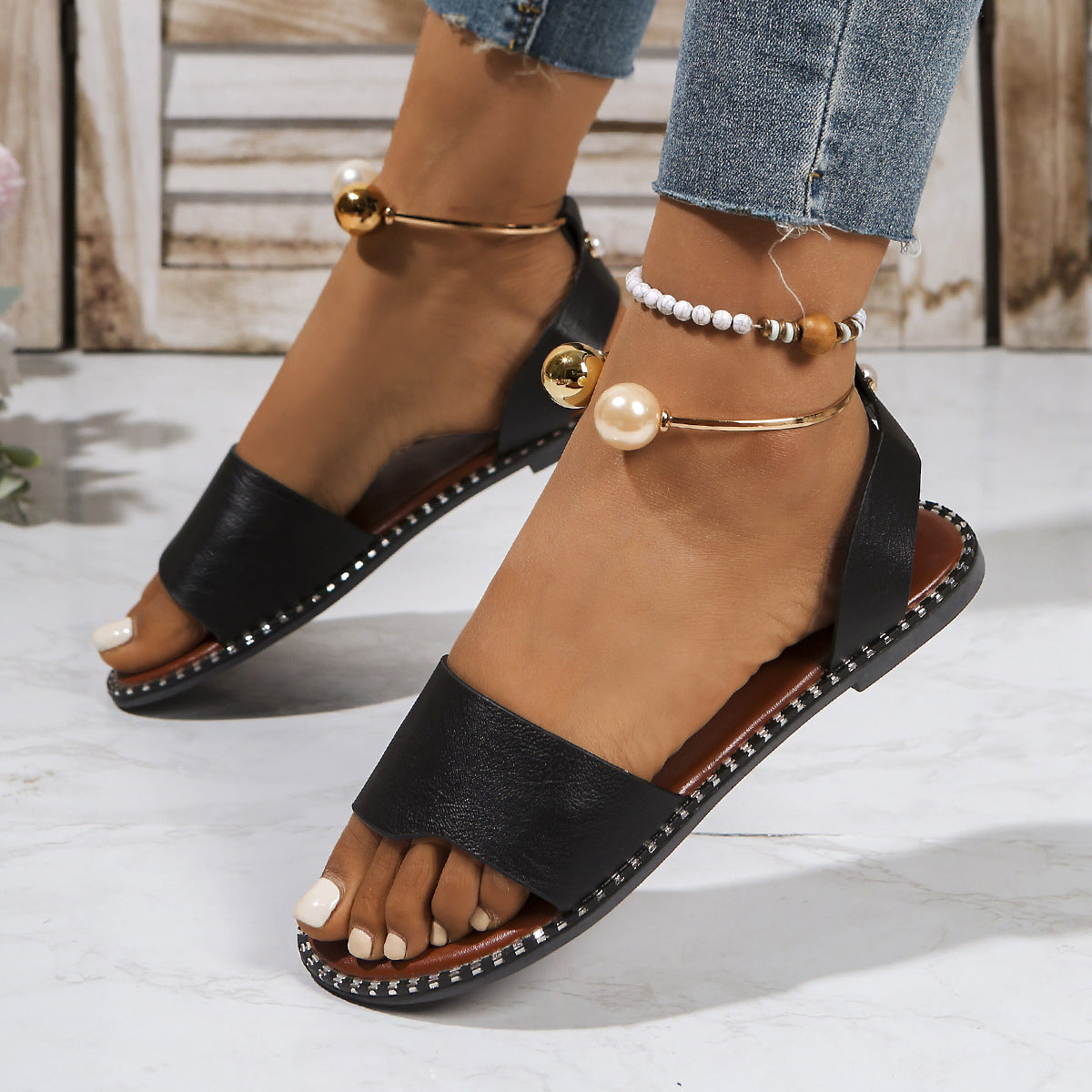 Sandali Ortopediche Aggraziate dal Look Moderno