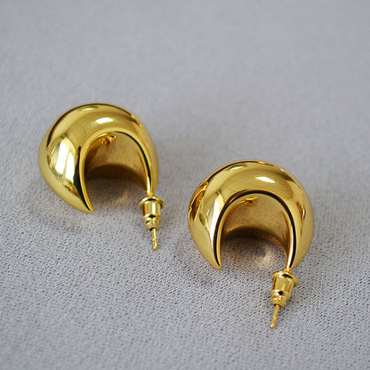 Oro Orecchino vintage fatto a mano