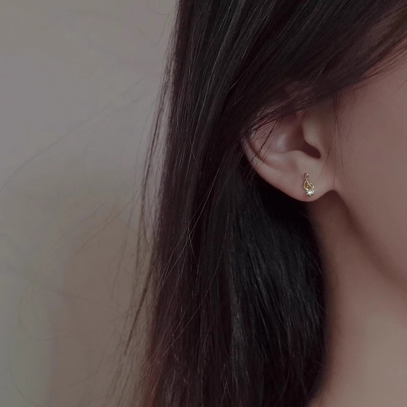 Orecchino romantico per momenti speciali