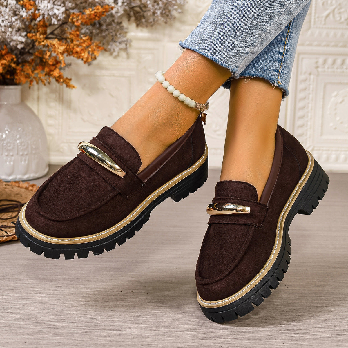 Scarpe Ortopediche Aggraziate dal Look Moderno