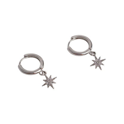 Orecchino artigianale delicato