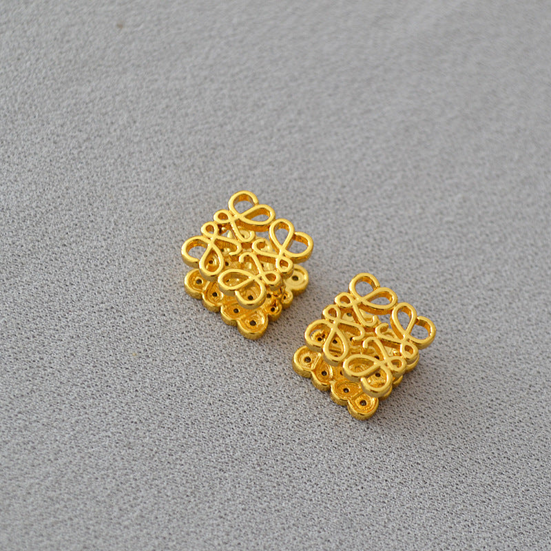 Oro Orecchino vintage fatto a mano