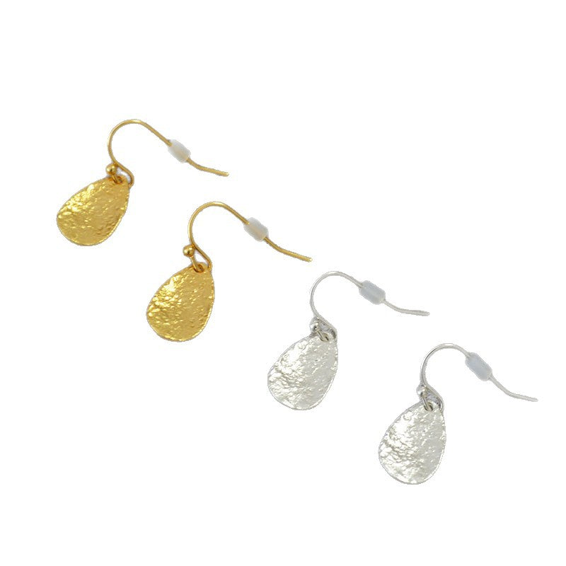 Oro Orecchino bellissimo con stile unico