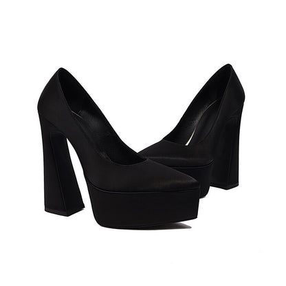 Scarpe Ortopediche Eleganti per Ogni Passo