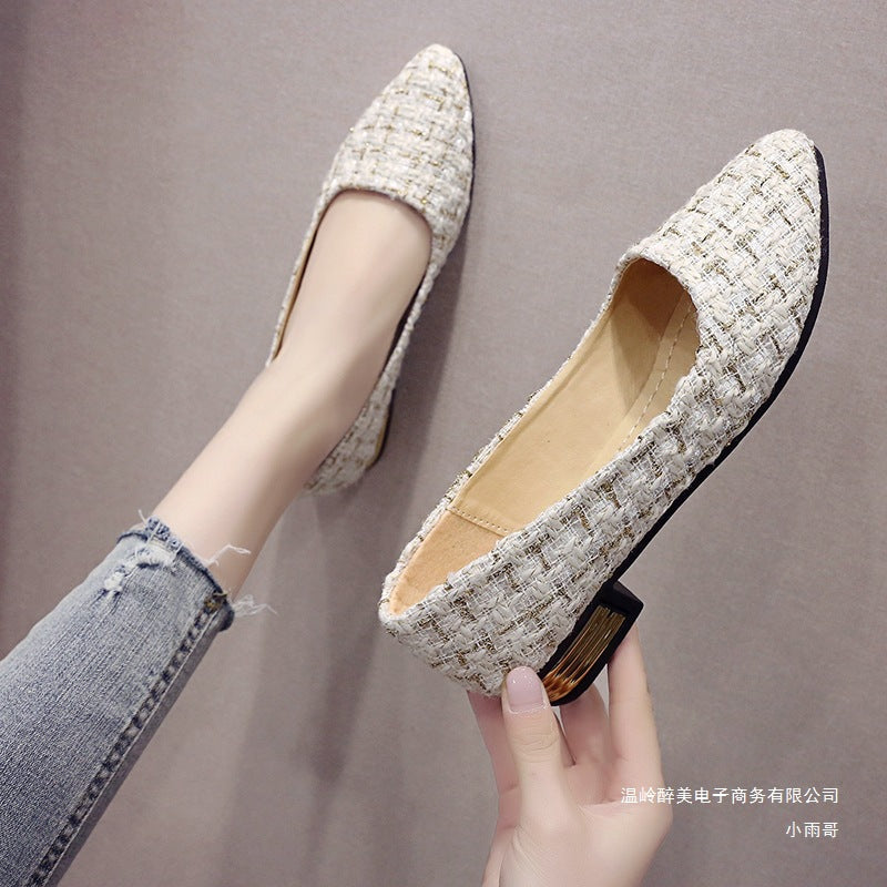 Scarpe Ortopediche Aggraziate dal Look Moderno