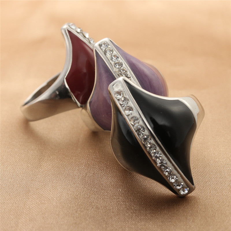 Anello bellissimo con stile unico