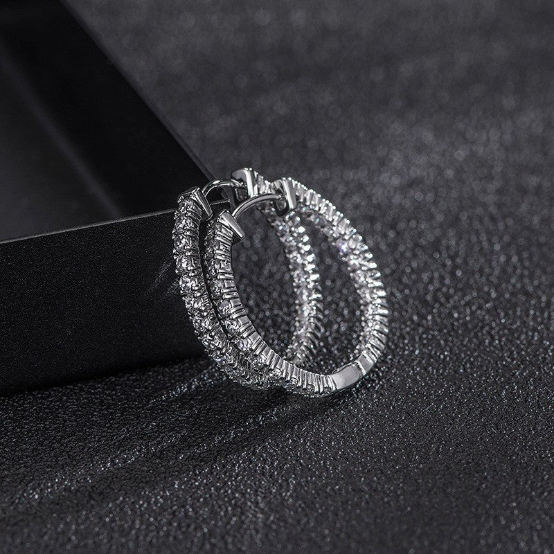 Orecchino romantico per momenti speciali