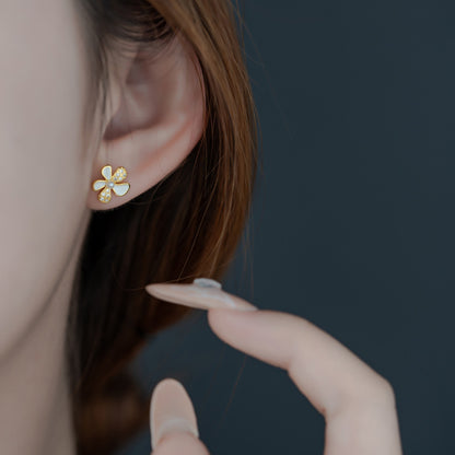 Orecchino bellissimo con stile unico