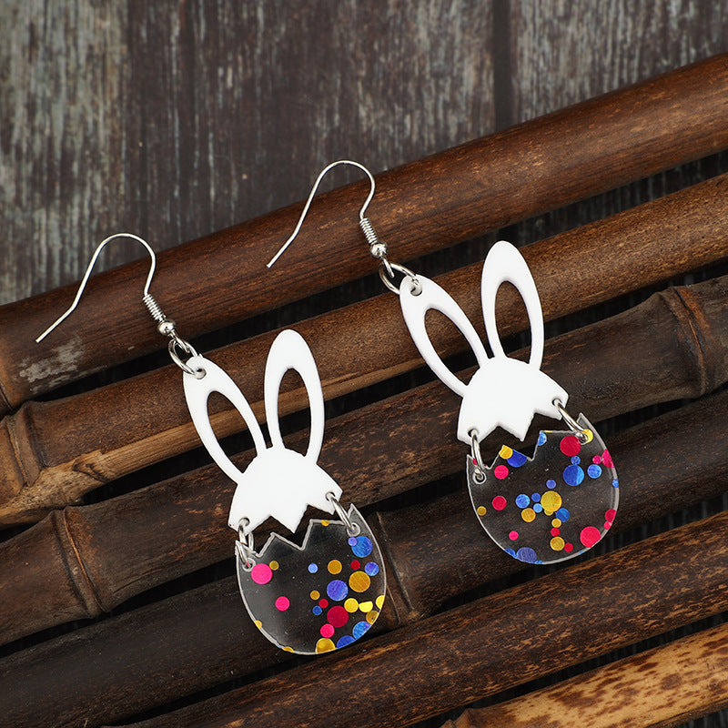 Orecchino artigianale delicato