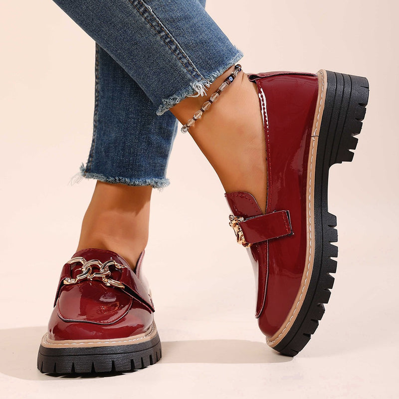 Scarpe Ortopediche Aggraziate dal Look Moderno