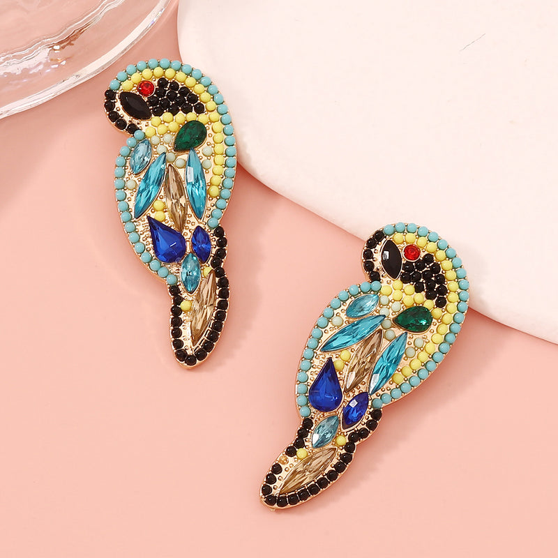 Orecchino artigianale delicato