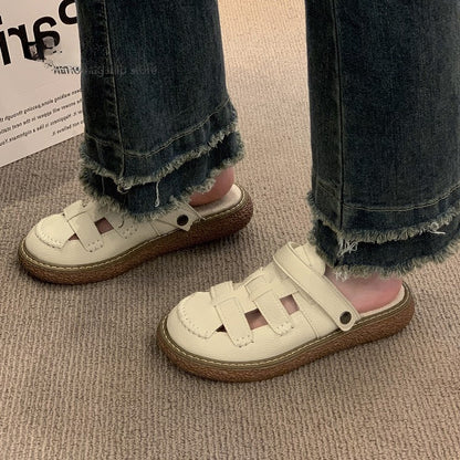 Sandali Ortopediche Aggraziate dal Look Moderno