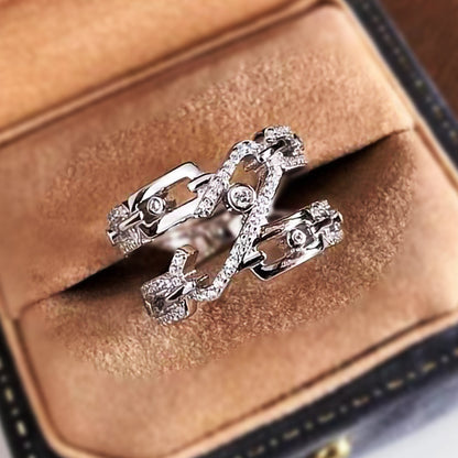 Gioiello artigianale delicato